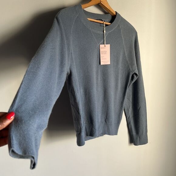 NEW Quince Mongolian Shrunken Cashmere Sweater - Picture 2 of 8